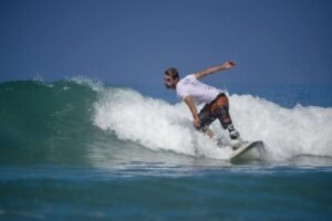 What Is Para Surfing? | The Sport for the Adaptive Surfer 7
