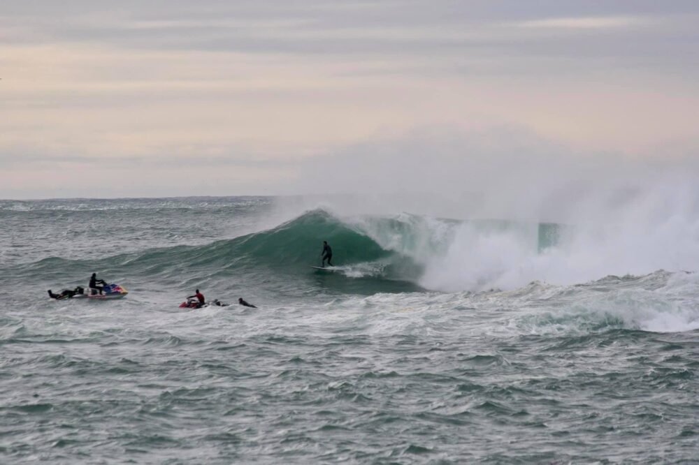 best surf spots east coast tasmania, australia