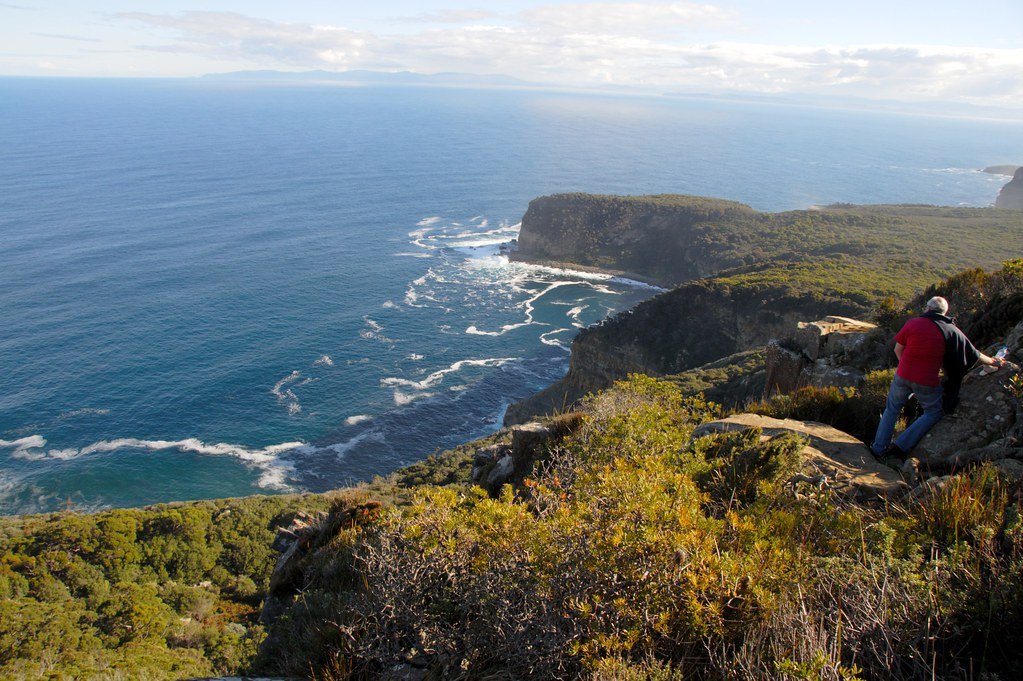Shipsterns Bluff, best surf spots in tasmania